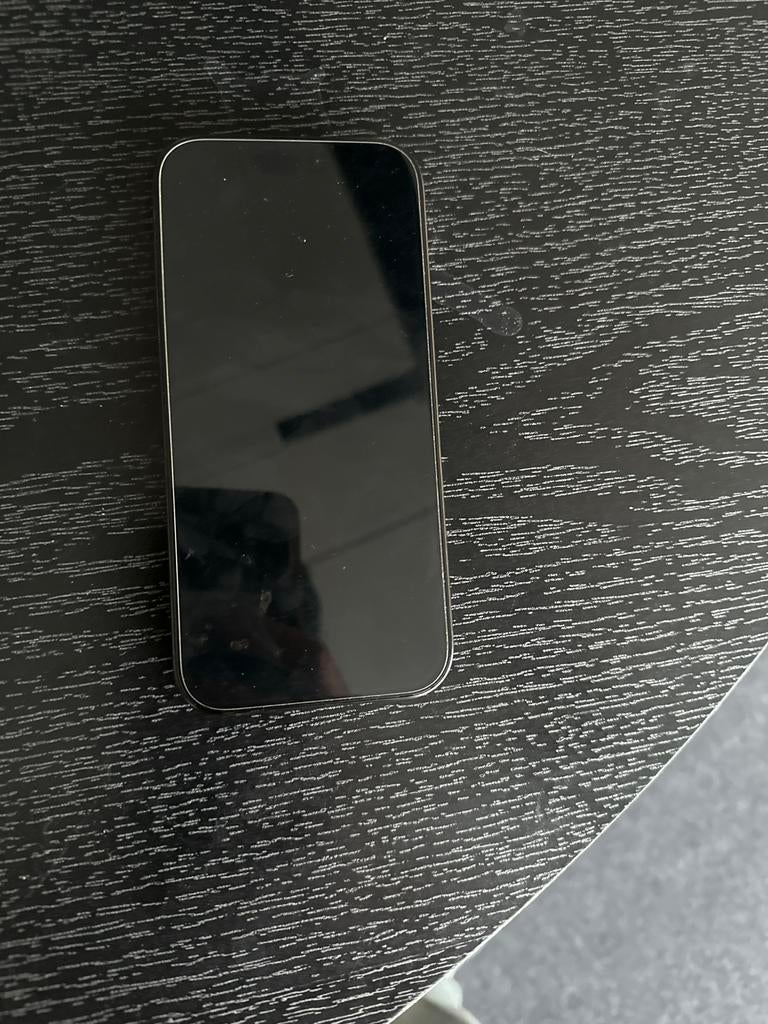 iPhone 16 Pro 1 TB - Nieuwste model met enorme opslag, Telecommunicatie, Mobiele telefoons | Apple iPhone, IPhone 16 Pro, Zwart