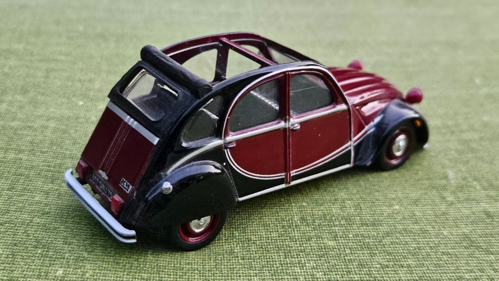 Citroën 2CV Charleston 1:43 Vitesse, Ophalen of Verzenden, Nieuw, Auto, Overige merken
