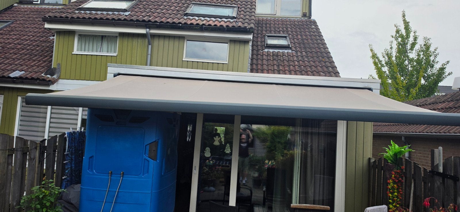 elektrisch zonnescherm antraciet, Ophalen, Gebruikt