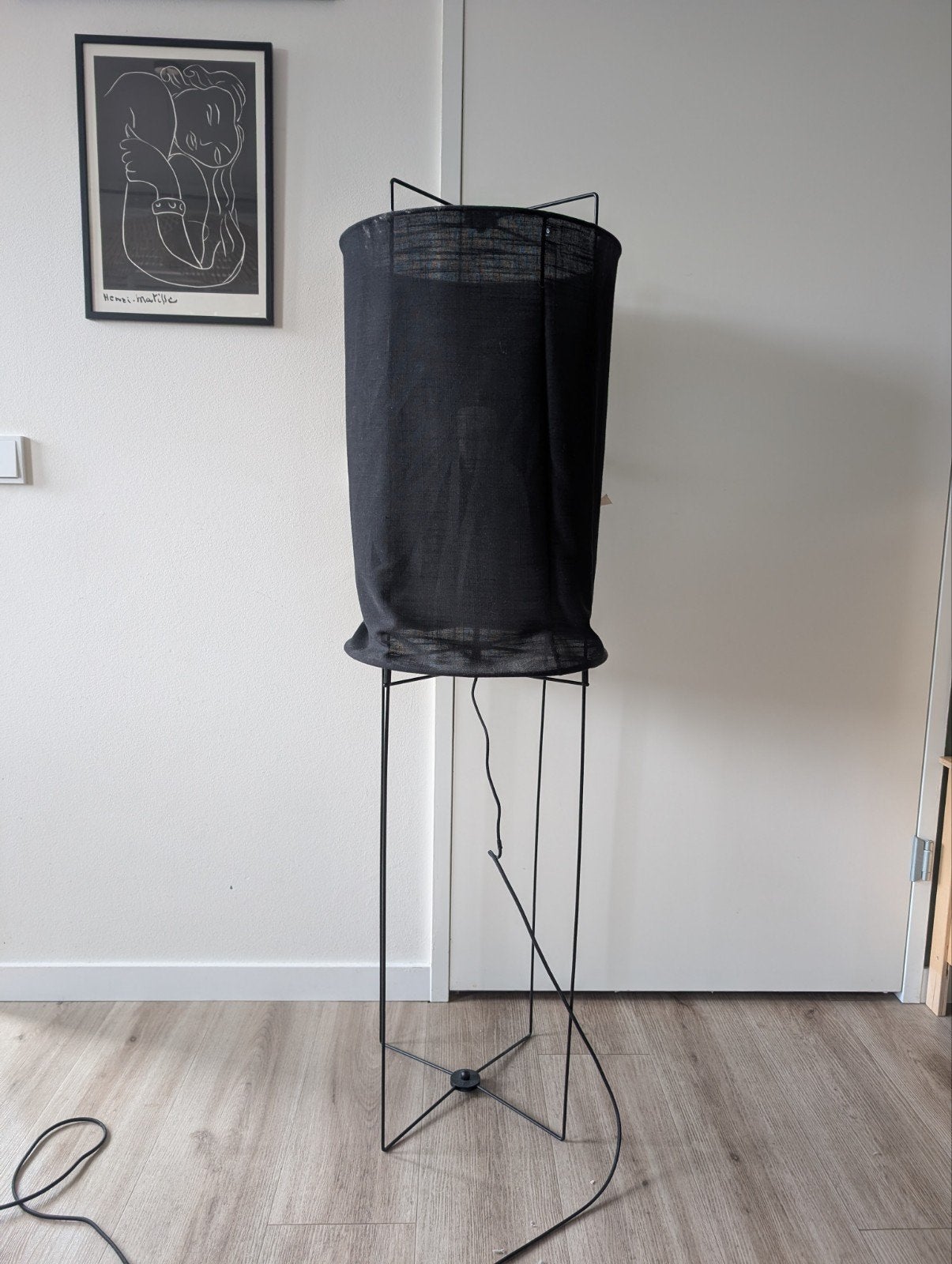 Zwarte staande linnen lamp - 134 cm hoog, Ophalen, Zo goed als nieuw, Natuurlijk materiaal, 100 tot 150 cm