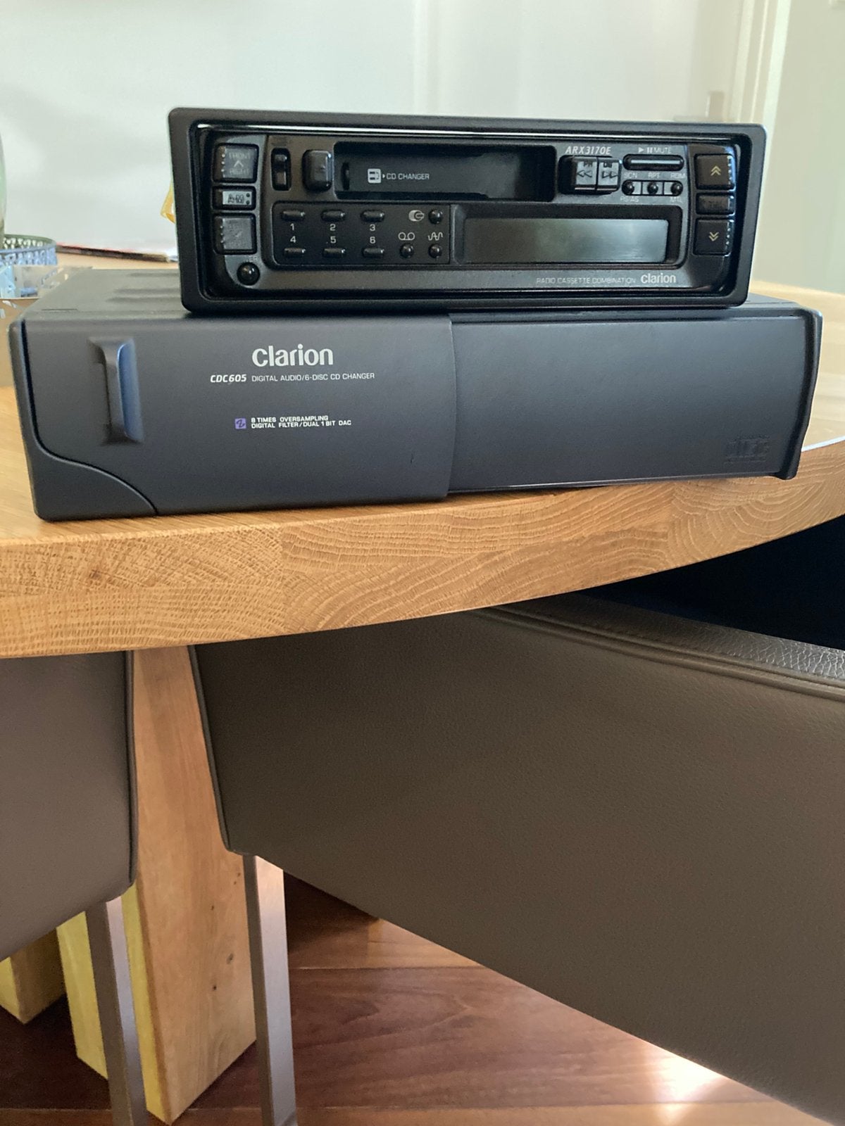 Autoradio + cd wisselaar Clarion, Ophalen, Gebruikt