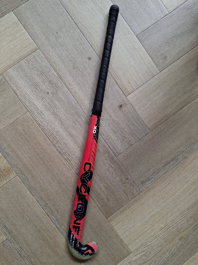 Hockeystick veld mistral 34 inch, Sport en Fitness, Ophalen of Verzenden, Gebruikt, Stick