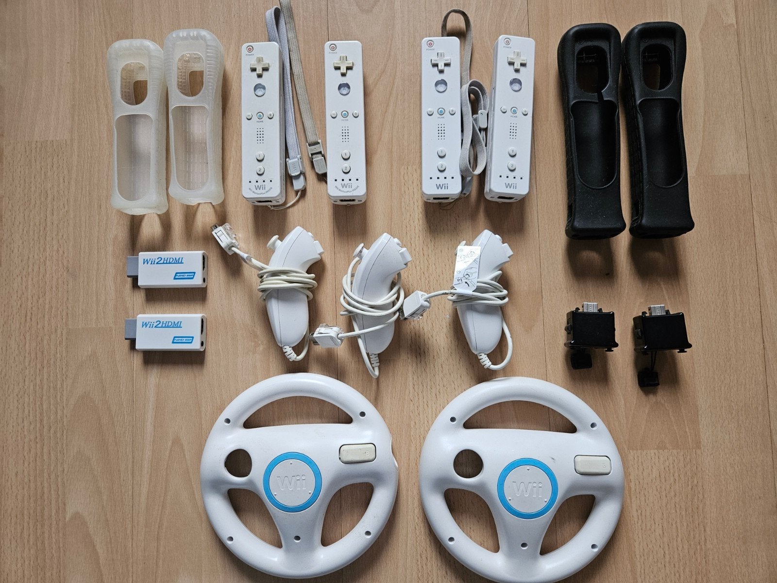 Wii Accessoires: Controllers, Nunchucks, Sturen,, Spelcomputers en Games, 3 spelers of meer, Ophalen of Verzenden, Gebruikt, Vanaf 3 jaar