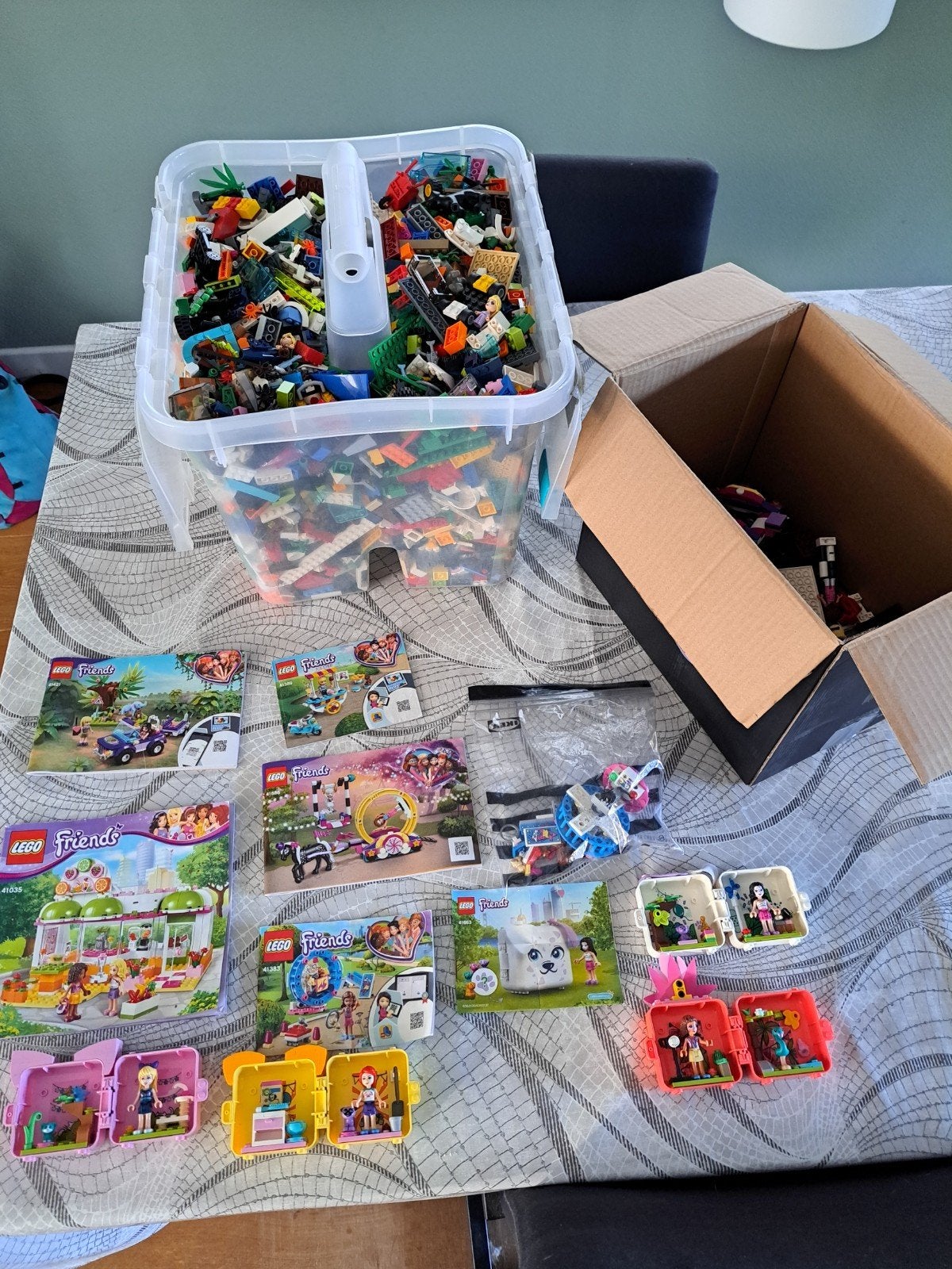 Grote partij LEGO Friends met boekjes en complete sets, Ophalen of Verzenden, Zo goed als nieuw, Lego