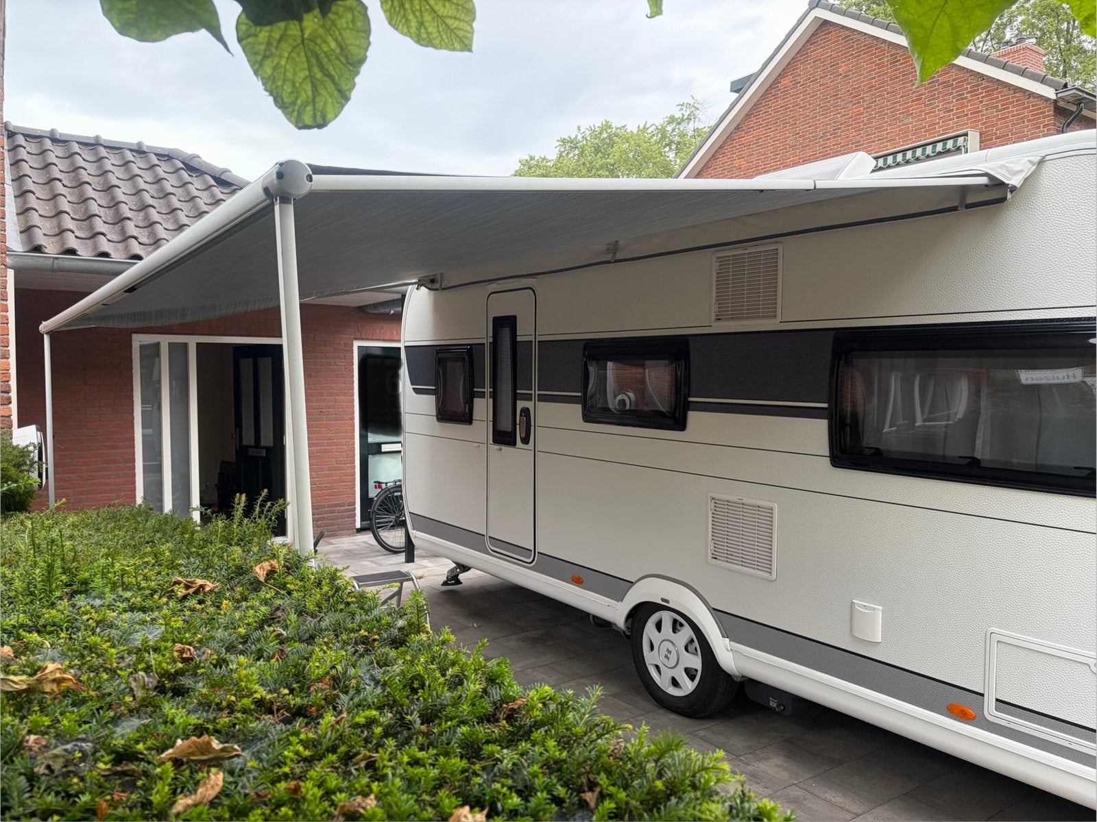 Thule Omnistor 1200 425 Mystic Grey luifel incl zijwanden, Ophalen, Zo goed als nieuw, Thule