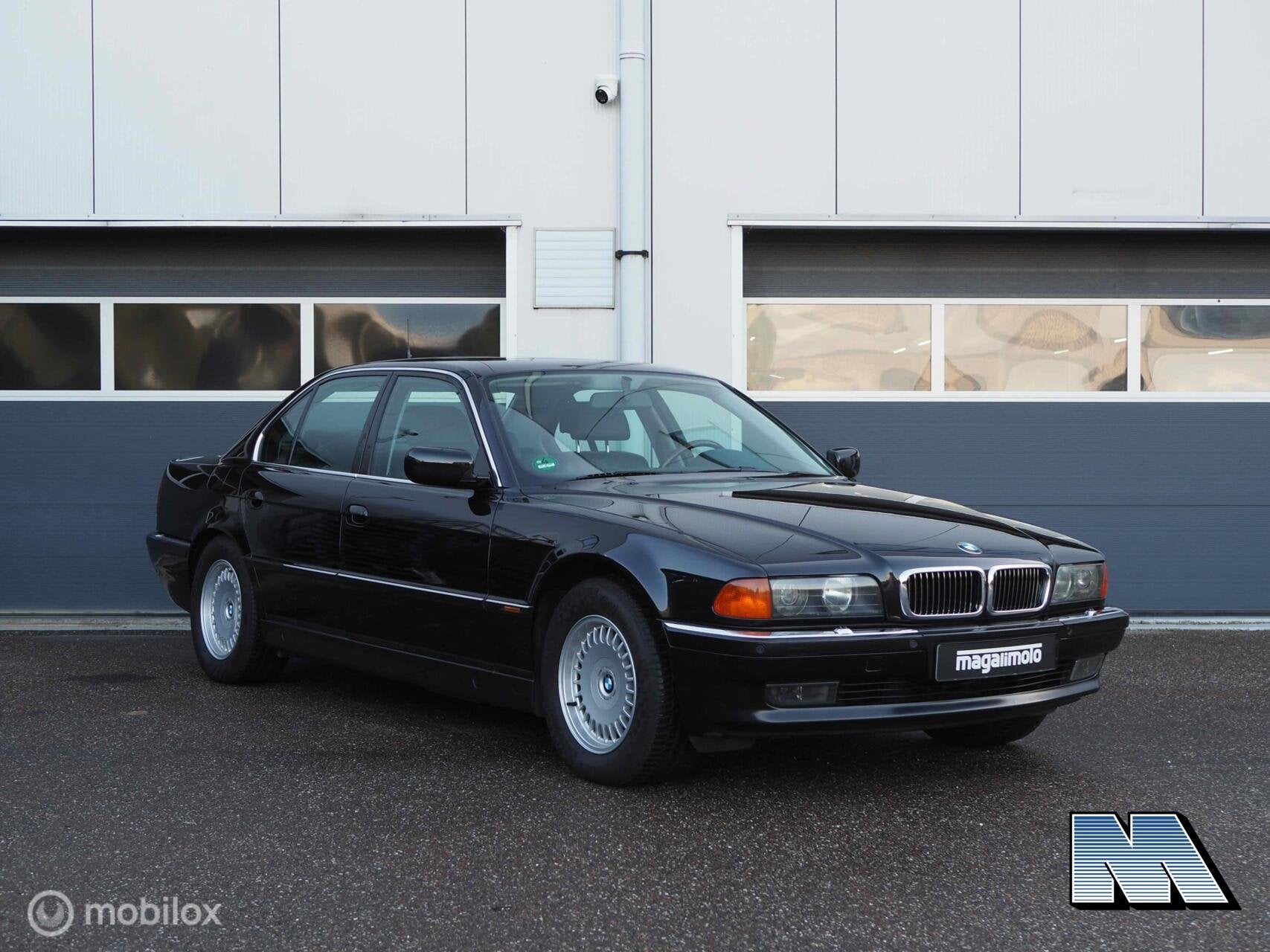 BMW 7-serie 750i E38 | 85.765 km | Comfort stoelen l Schön, Auto's, Automaat, Gebruikt, Zwart, 12 cilinders
