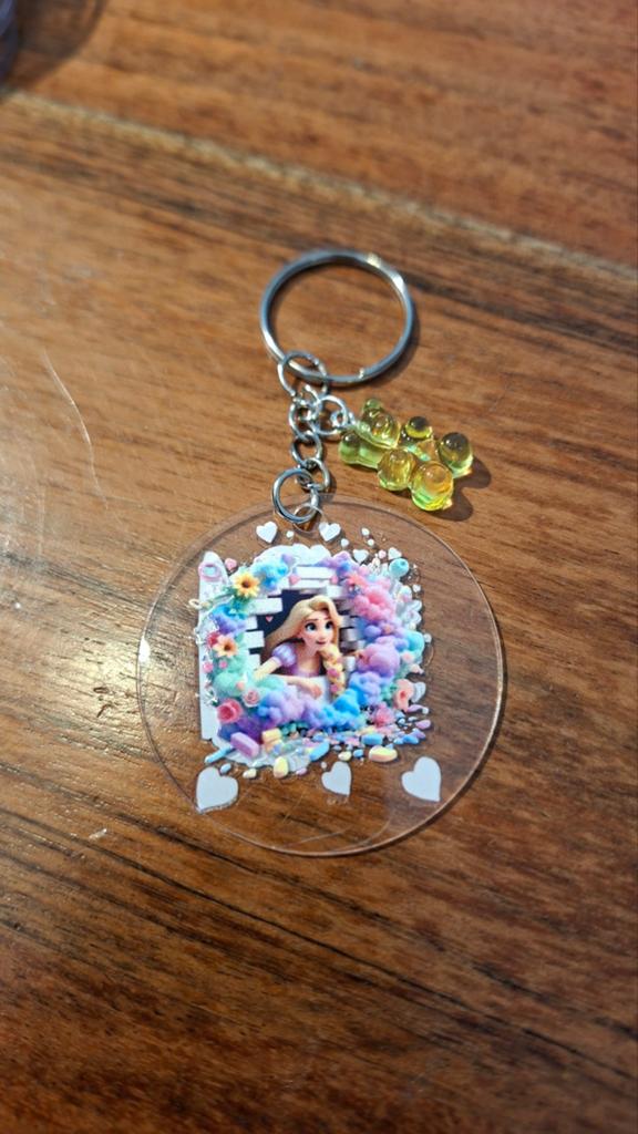 Zelfgemaakte Rapunzel Sleutelhanger - Uniek Design, Ophalen of Verzenden, Nieuw, Knuffel of Figuurtje