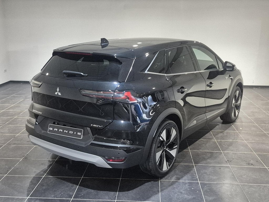 Mitsubishi Grandis 1.8 HEV Instyle | Uit voorraad leverbaar, Auto's, Mitsubishi, 1789 cc, Euro 6, Automatische klimaatregeling