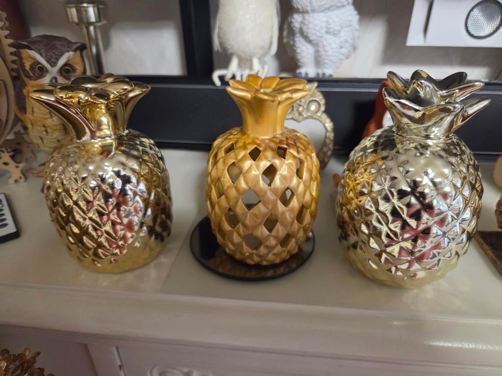 Ananas 3 x of per stuk, Ophalen of Verzenden, Overige materialen, Minder dan 25 cm