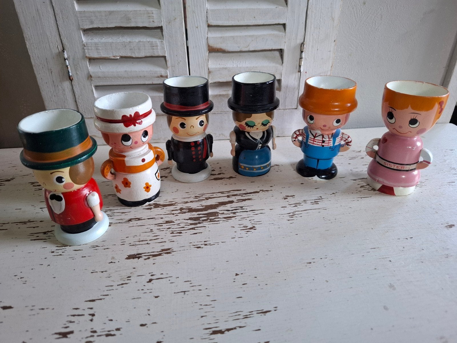 vintage houten eierdop figuren klederdracht, Ophalen of Verzenden, Zo goed als nieuw, Miniatuur