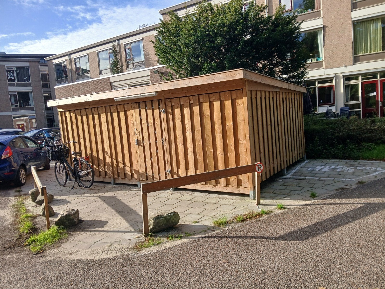 Hoogwaardig fietsenhok, hagelnieuw, beschikbaar maart 2027, Onbekend, Fietsenberging, Ophalen of Verzenden, Zo goed als nieuw