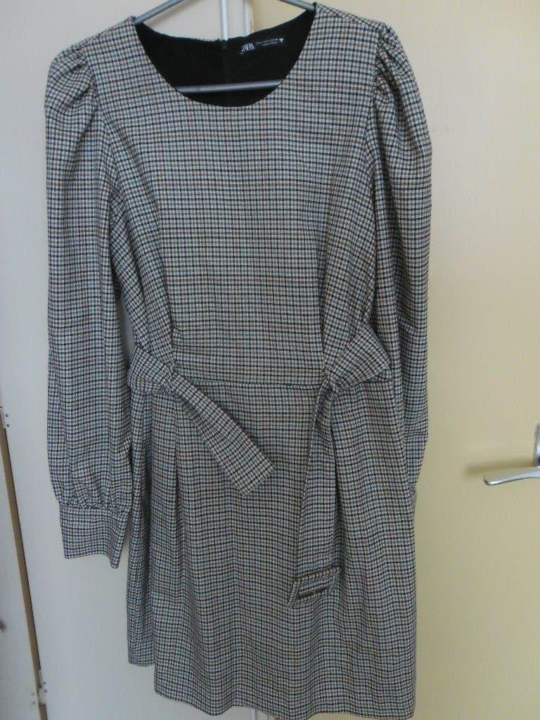 Nieuwe Zara dames jurk Maat L, Kleding | Dames, Maat 42/44 (L), Nieuw, Ophalen of Verzenden, Jurk