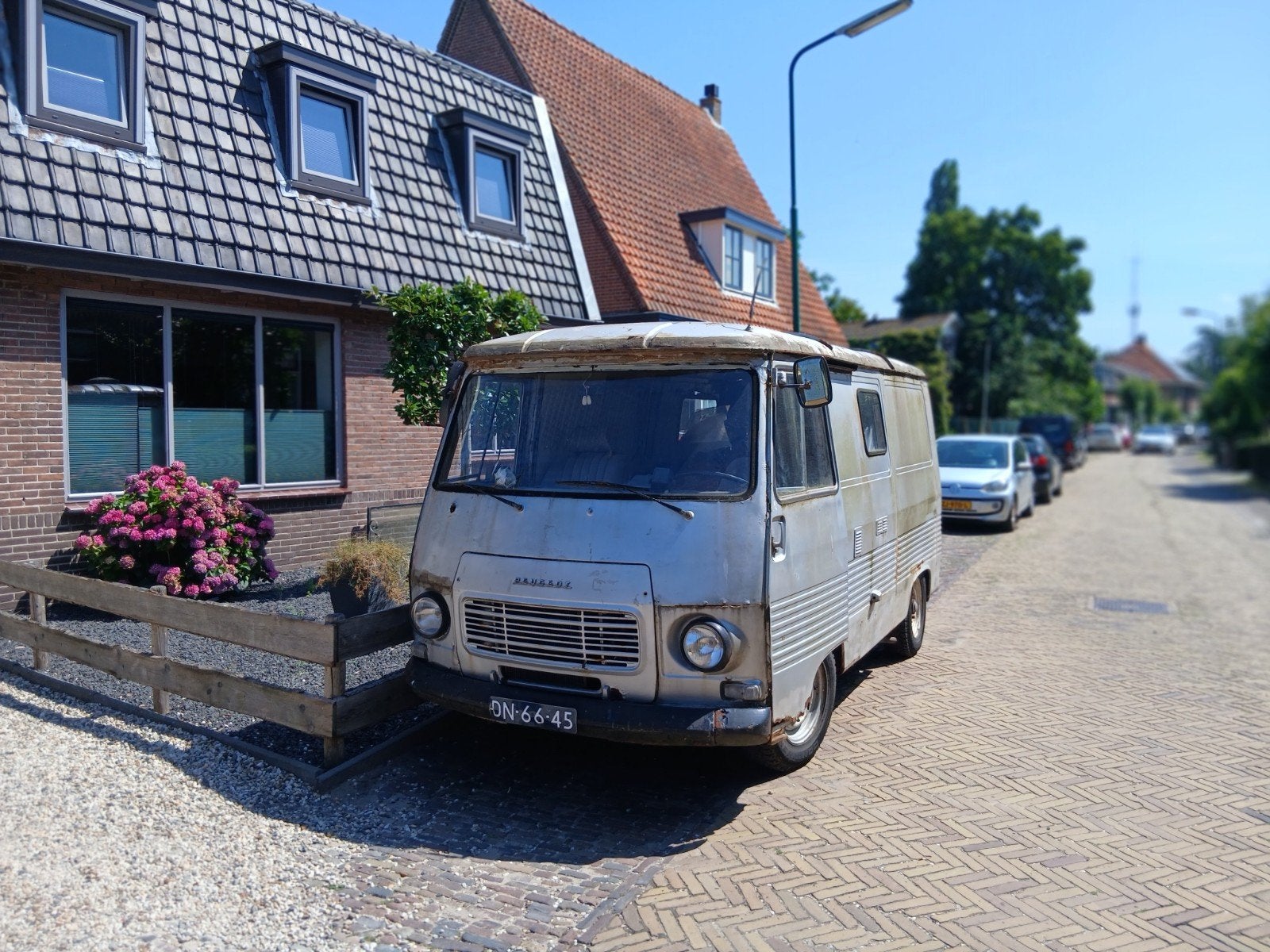 Peugeot J7pz20 1972, Auto's, Bestelauto's, 4 cilinders, Origineel Nederlands, Handgeschakeld, Zilver of Grijs
