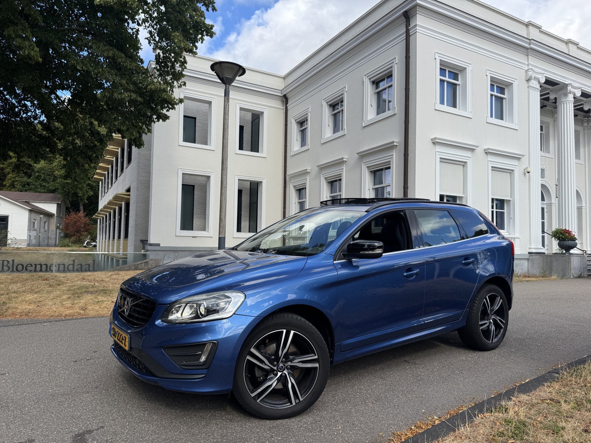 Volvo XC60 2.0 T5 R-Design, OCEAN RACE, PANORAMADAK, 15 km/l, Gebruikt, Euro 6, 4 cilinders