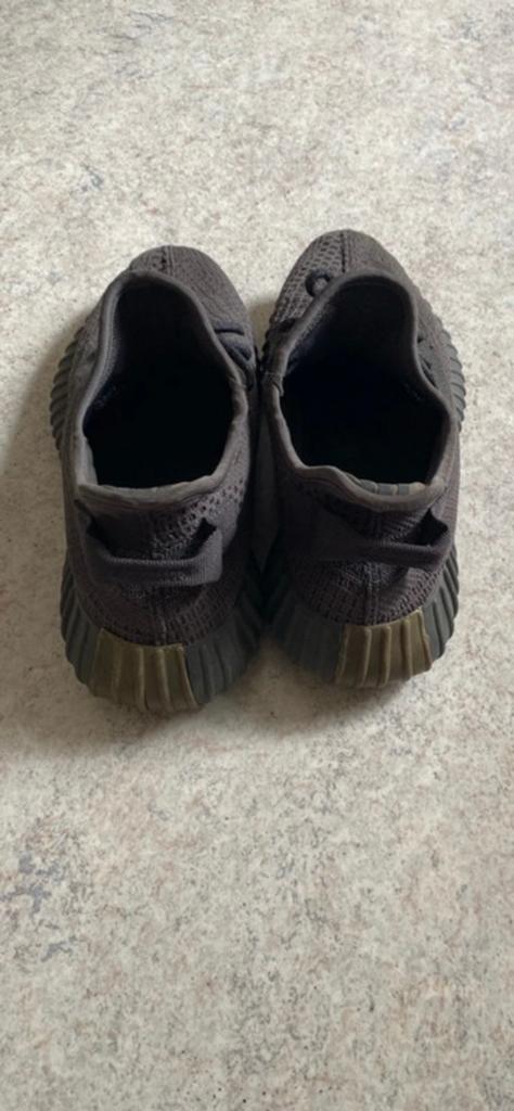 Zwarte Yeezy Boost - Maat 45, Kleding | Heren, Schoenen, Ophalen, Gedragen, Zwart, Sneakers of Gympen