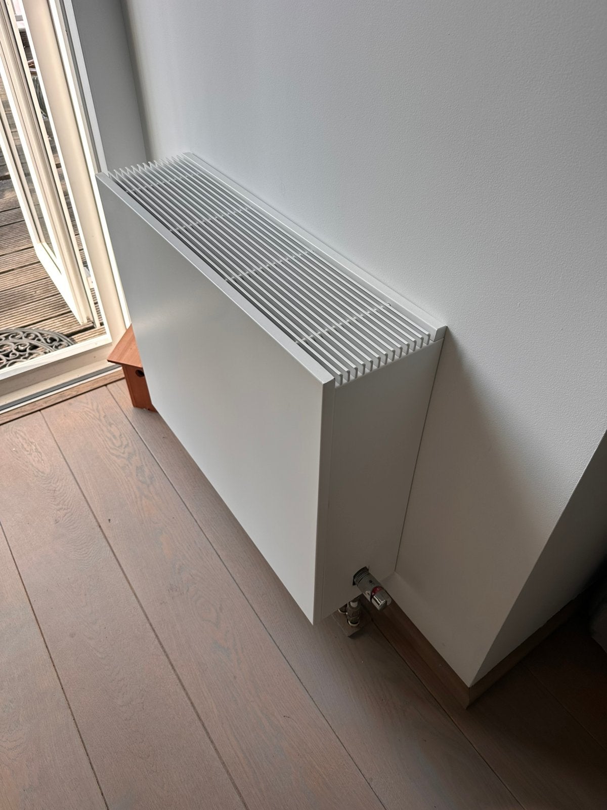 Jaga convector radiator, Ophalen of Verzenden, Zo goed als nieuw, Radiator, 30 tot 80 cm