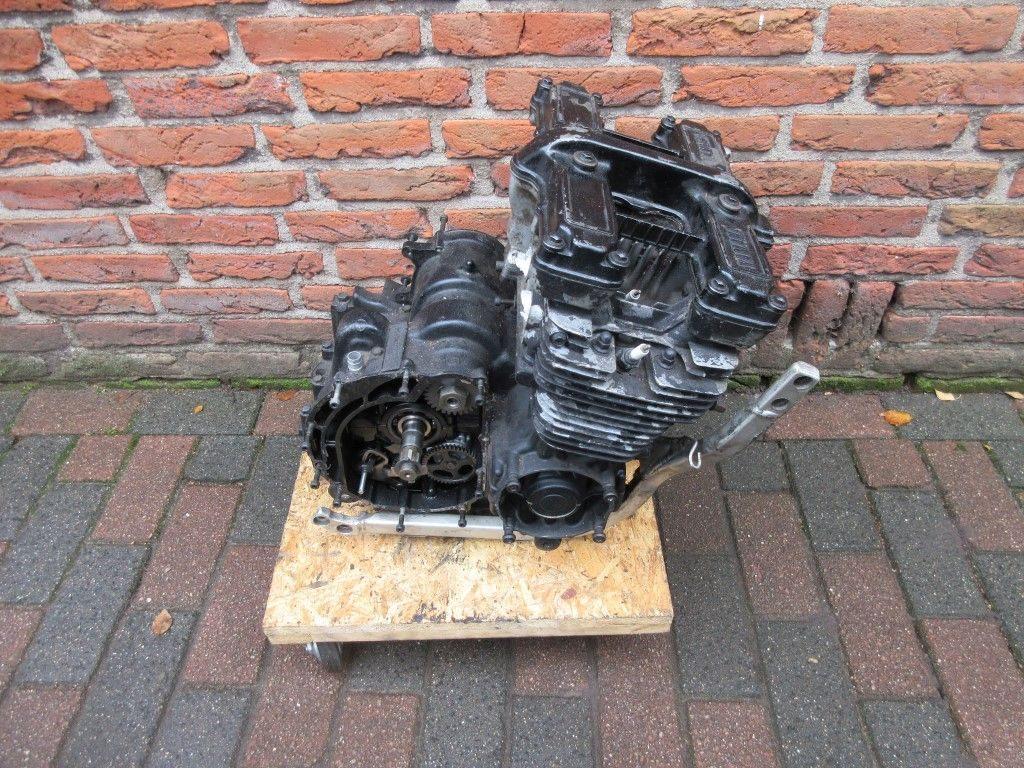 Yamaha FZ600 motorblok FZ 600 motor blok engine [2AY-000473], Ophalen of Verzenden