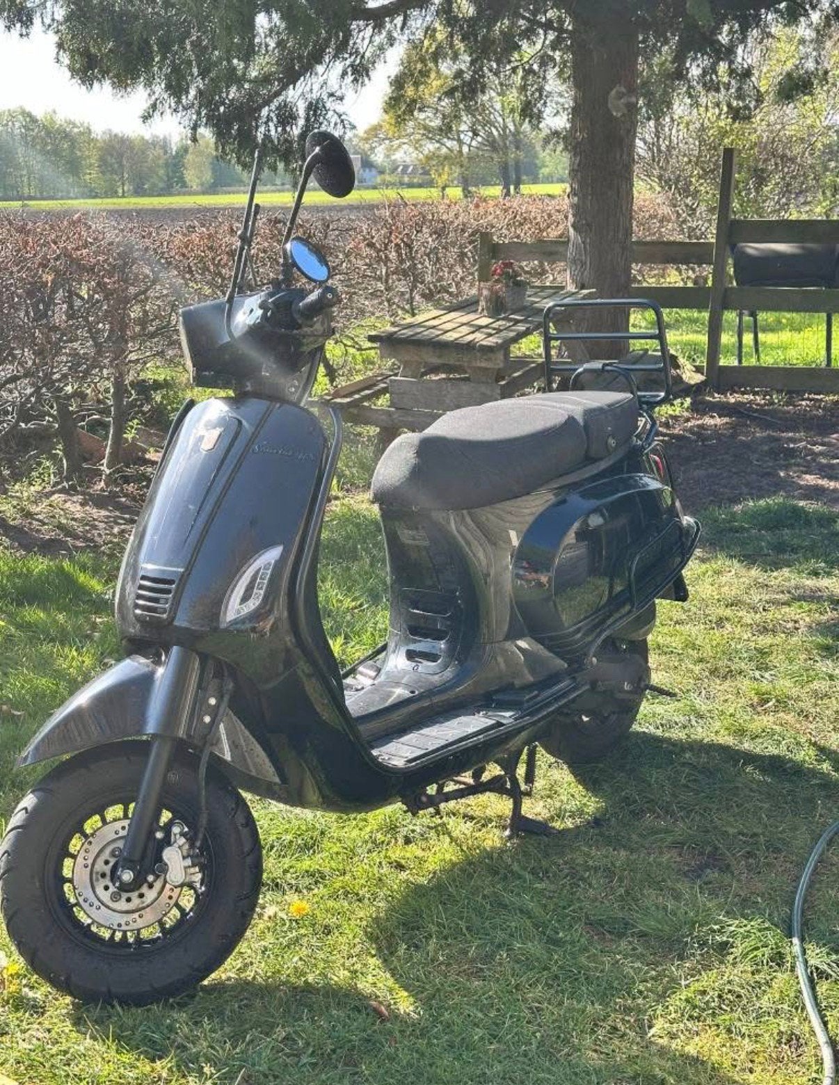 Lasouris sourini rs, Ophalen, Zo goed als nieuw, Benzine