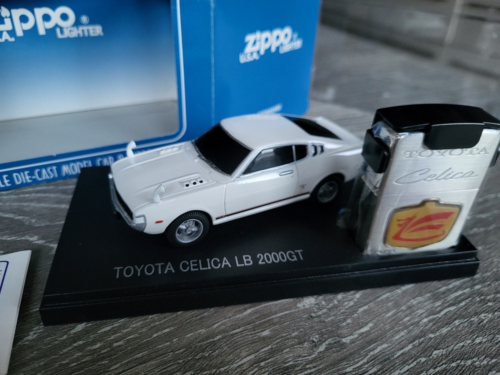 Toyota Celica Zippo schaal 1:43, Ophalen of Verzenden, Zo goed als nieuw, Auto, Overige merken