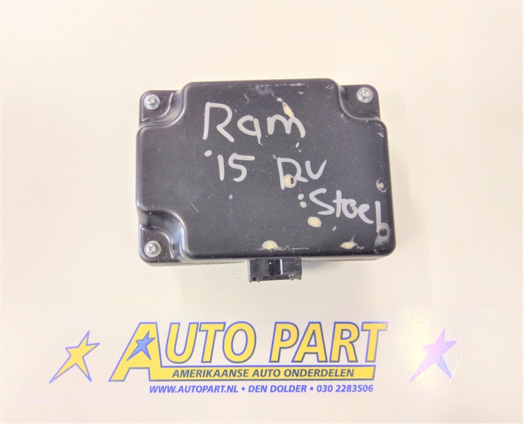 Dodge Ram omvormer 12v-110v 2010-2018, Gebruikt, PO Box 21-8004 | Auburn Hills, MI 48321-8004, Amerikaanse onderdelen, Ophalen of Verzenden
