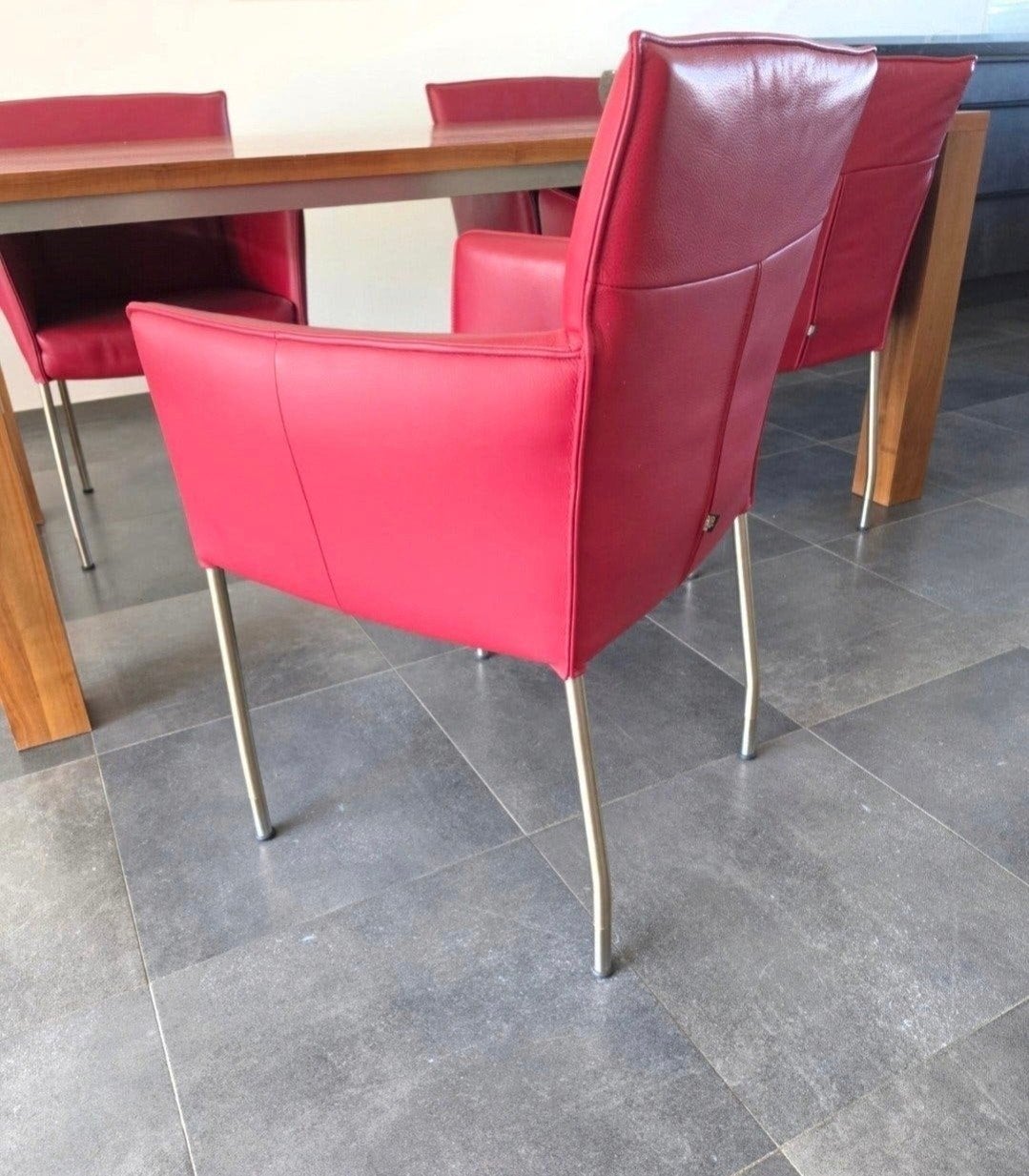 eettafel en stoelen vh merk Design on Stock, Ophalen, Leer, Zo goed als nieuw, Vier