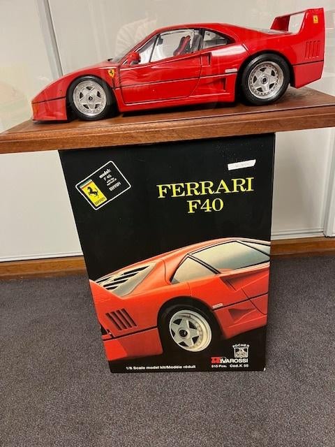 POCHER FERRARI F40 MODEL 1:8 DIE CAST, Ophalen, Zo goed als nieuw, 1:5 t/m 1:8, Auto