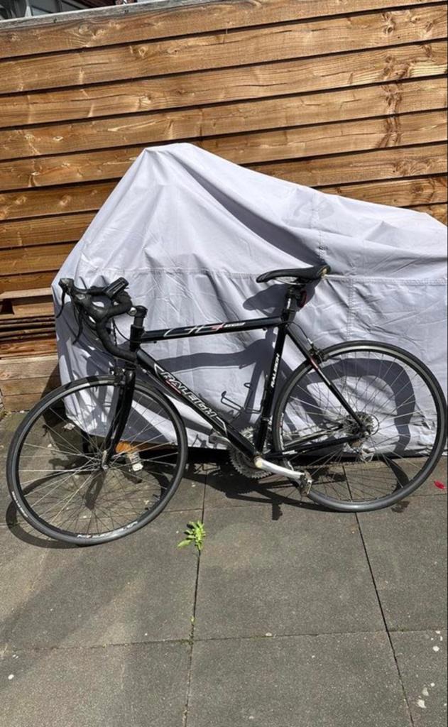 Raleigh racefiets - Zwart, gebruikt, 28 inch, Gebruikt, Aluminium, 15 tot 20 versnellingen