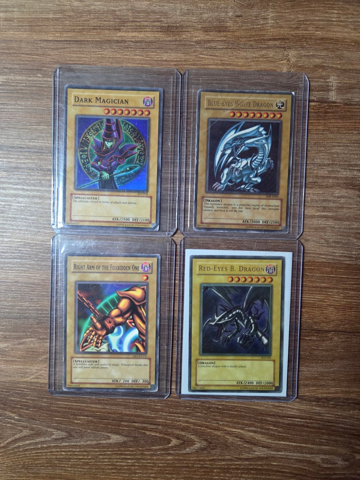 Oldskool Yugioh kaarten Dark Magician Blue eyes exodia, Verzenden, Gebruikt, Meerdere kaarten, Foil