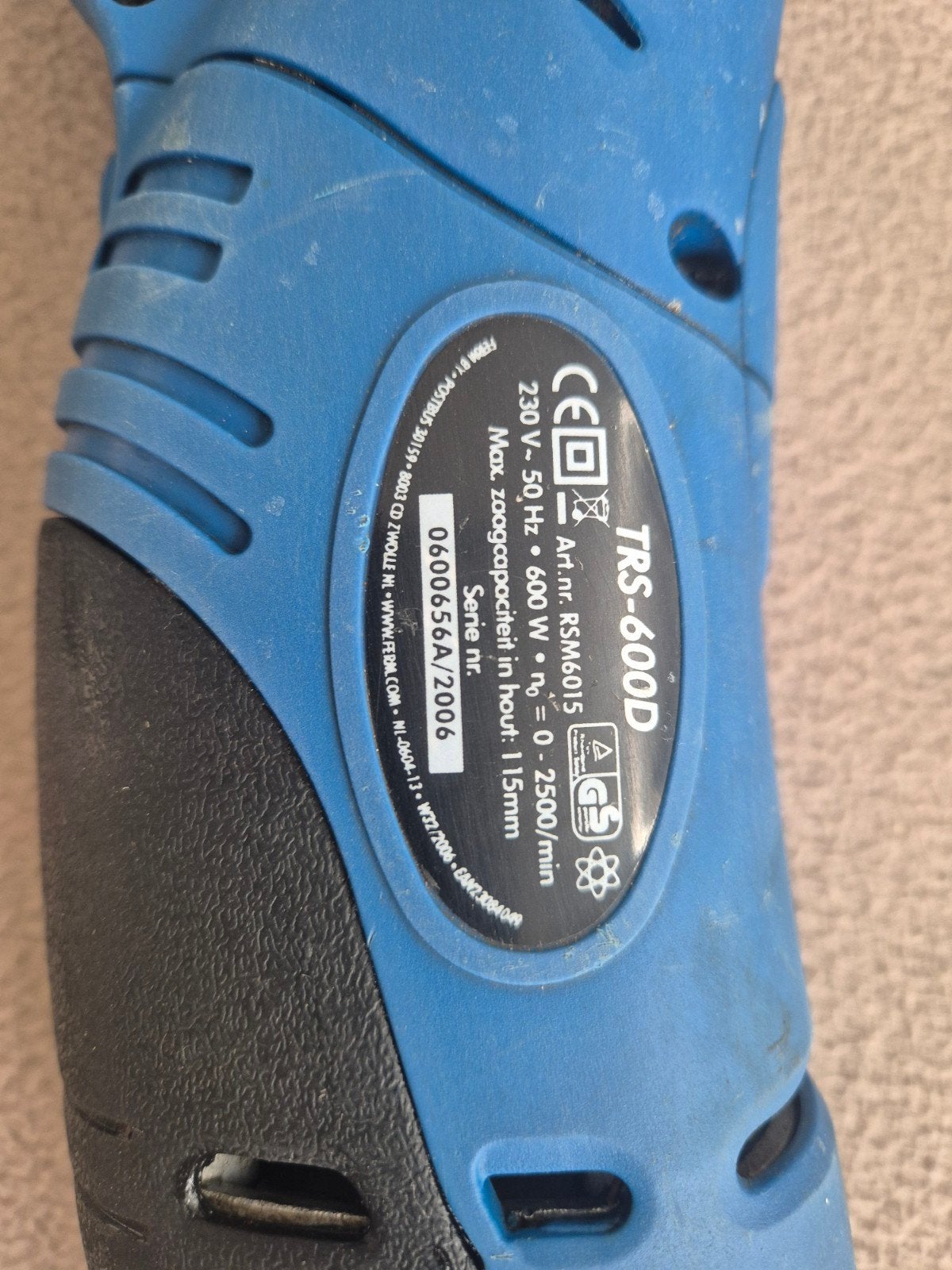 Reciprozaag TRS-600D - 600W - Gebruikt, Doe-het-zelf en Verbouw, Ophalen of Verzenden, 600 tot 1200 watt, Reciprozaag, 70 mm of meer