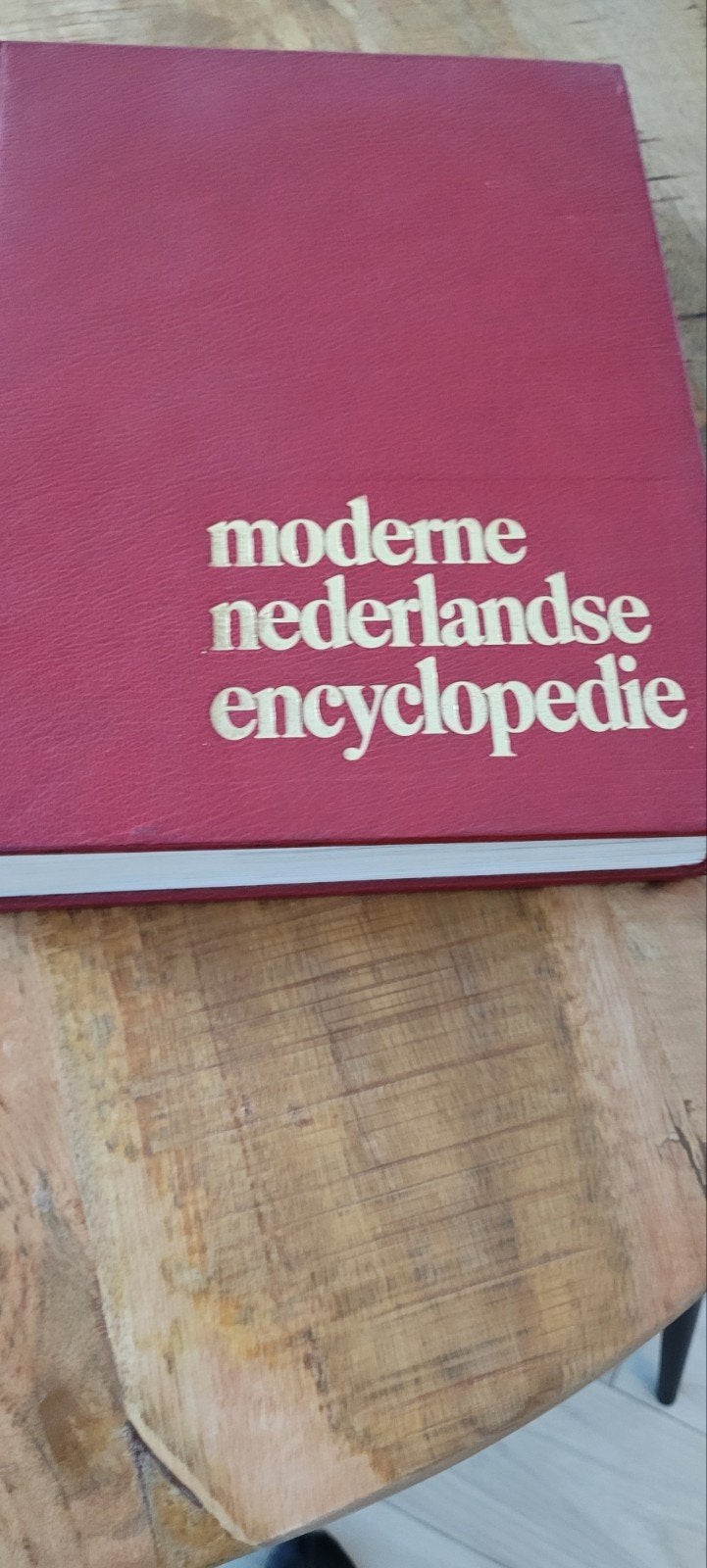 Moderne Nederlandse Encyclopedie in Kleuren - Tirion, Boeken, Complete serie, Diverse auteurs, Algemeen, Ophalen