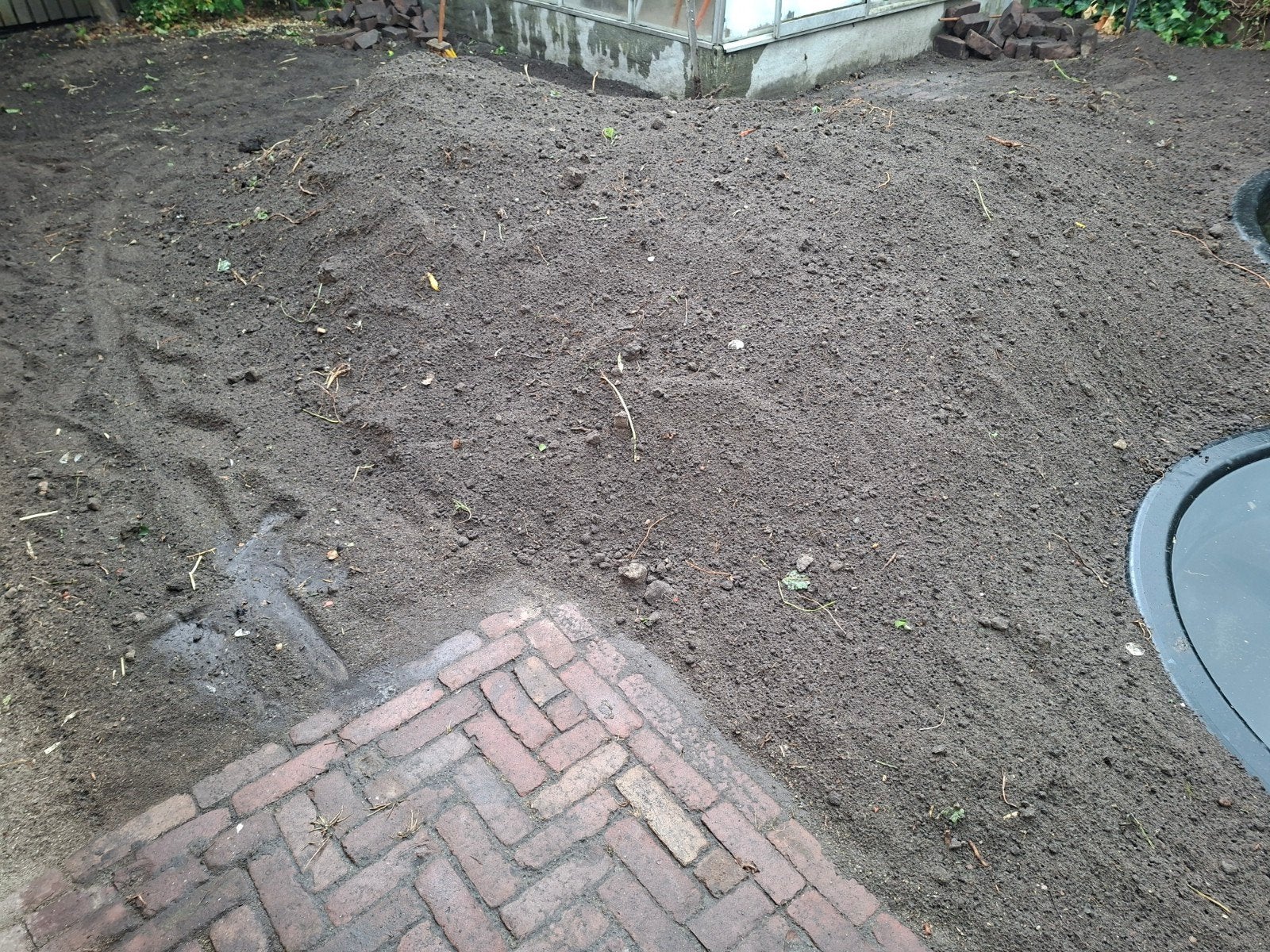 Tuingrond, zwarte grond, Ophalen, Tuinaarde