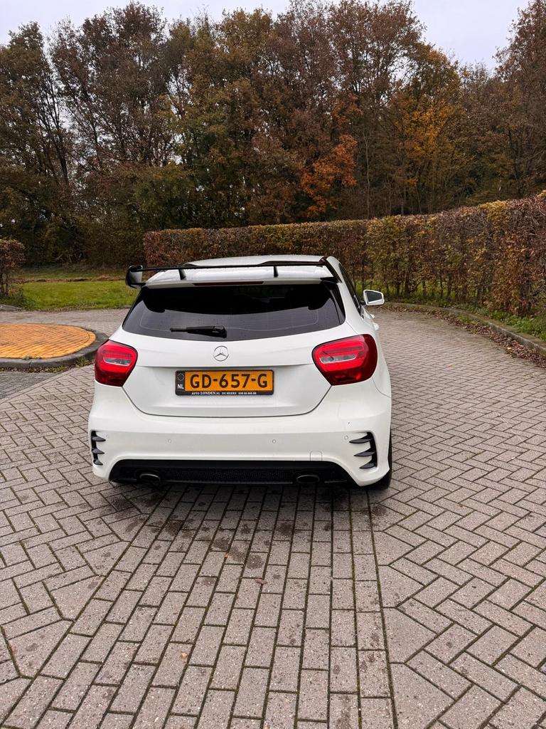 Mercedes-Benz A-Klasse A250 2.0 Sport Aut7 2012 Wit, Auto's, 1345 kg, 4 cilinders, Wit, Particulier