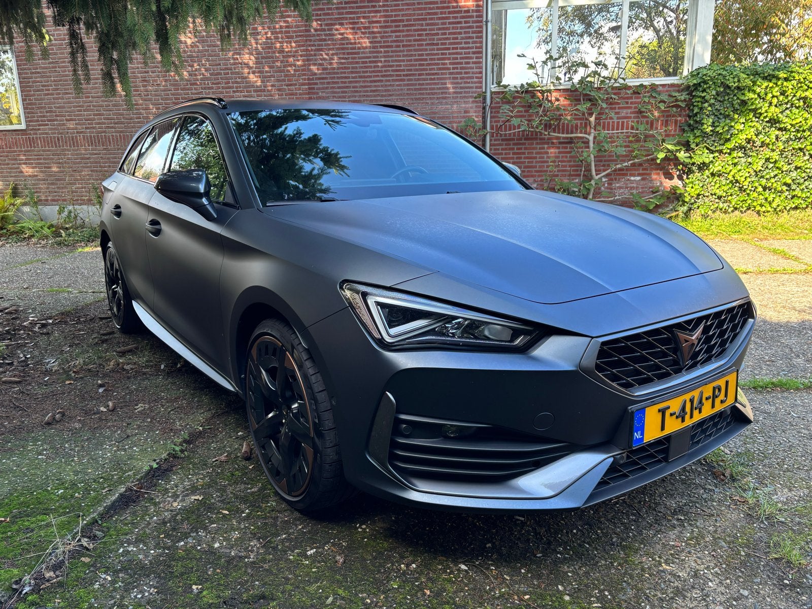 CUPRA Leon Sportstourer 1.4e-Hybrid 245pk | Pano | Mat Grijs, Auto's, 4 cilinders, Leon, Plug-in hybride, 71 km/l