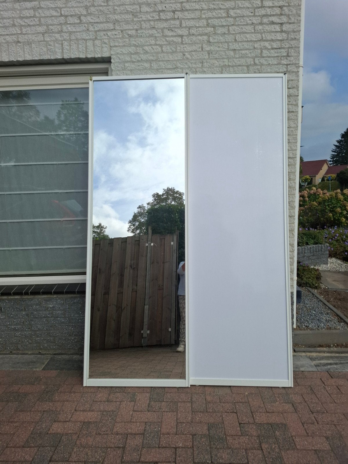 Schuifdeuren voor kast - spiegel en wit paneel, Ophalen, 200 cm of meer, 125 cm of meer, Zo goed als nieuw