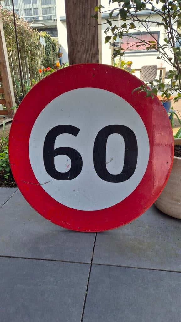 Groot verkeersbord 60, Ophalen, Gebruikt, Versiering, Verjaardag