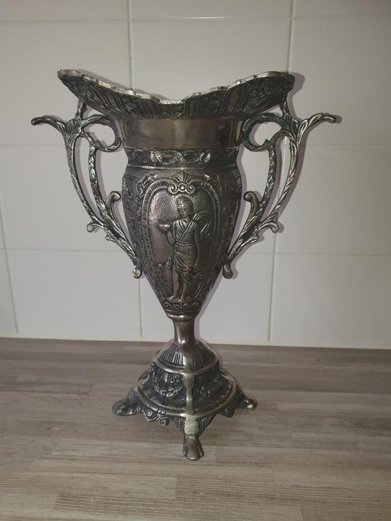 Bronzen Verzilverde Bokaal met Reliëfdecoratie, Ophalen of Verzenden