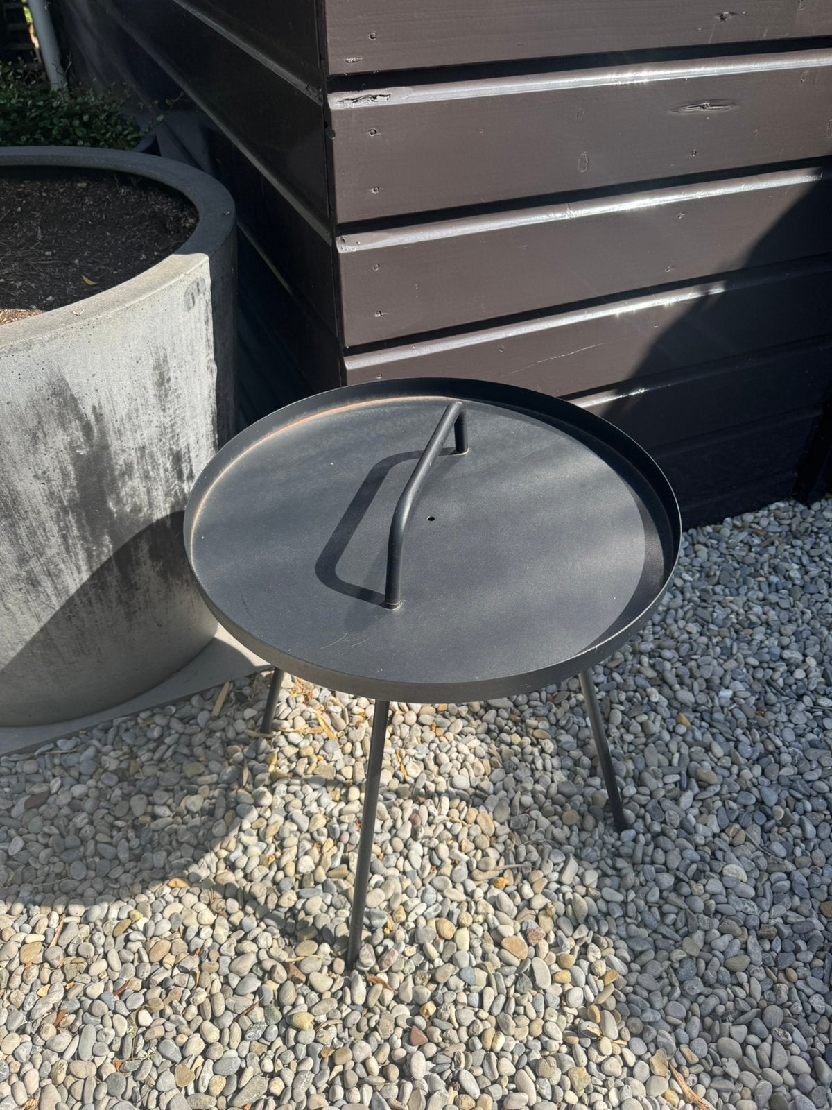 Tuin tafeltje zwart metaal, Ophalen of Verzenden, Zo goed als nieuw, Overige materialen, 2 zitplaatsen