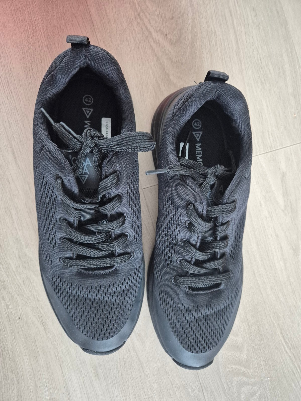 Sportschoenen Osaga 42, Overige merken, Overige typen, Nieuw, Ophalen of Verzenden