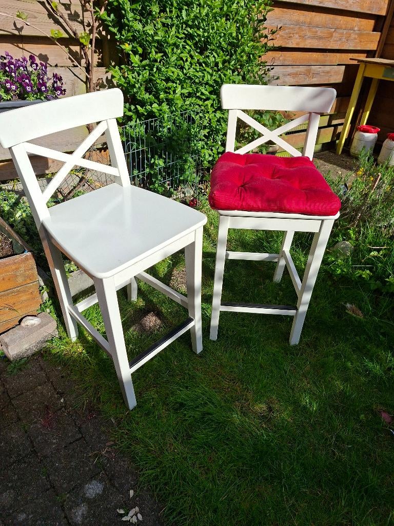 Hoge keukenstoel Ikea Rosentorp - wit - 2 stuks (barkruk), Ophalen, Gebruikt, Twee, Wit