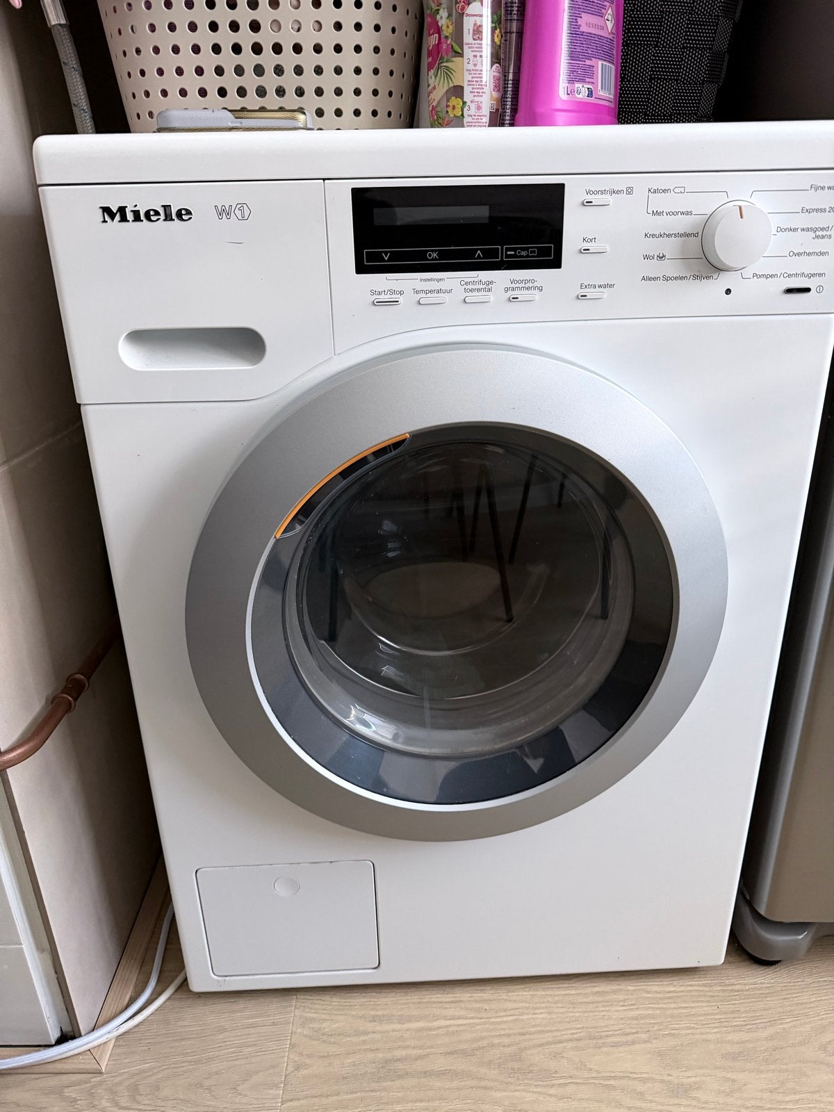 Miele W1 Wasmachine - Topkwaliteit en Betrouwbaar, Ophalen, 1200 tot 1600 toeren, Gebruikt, 8 tot 10 kg