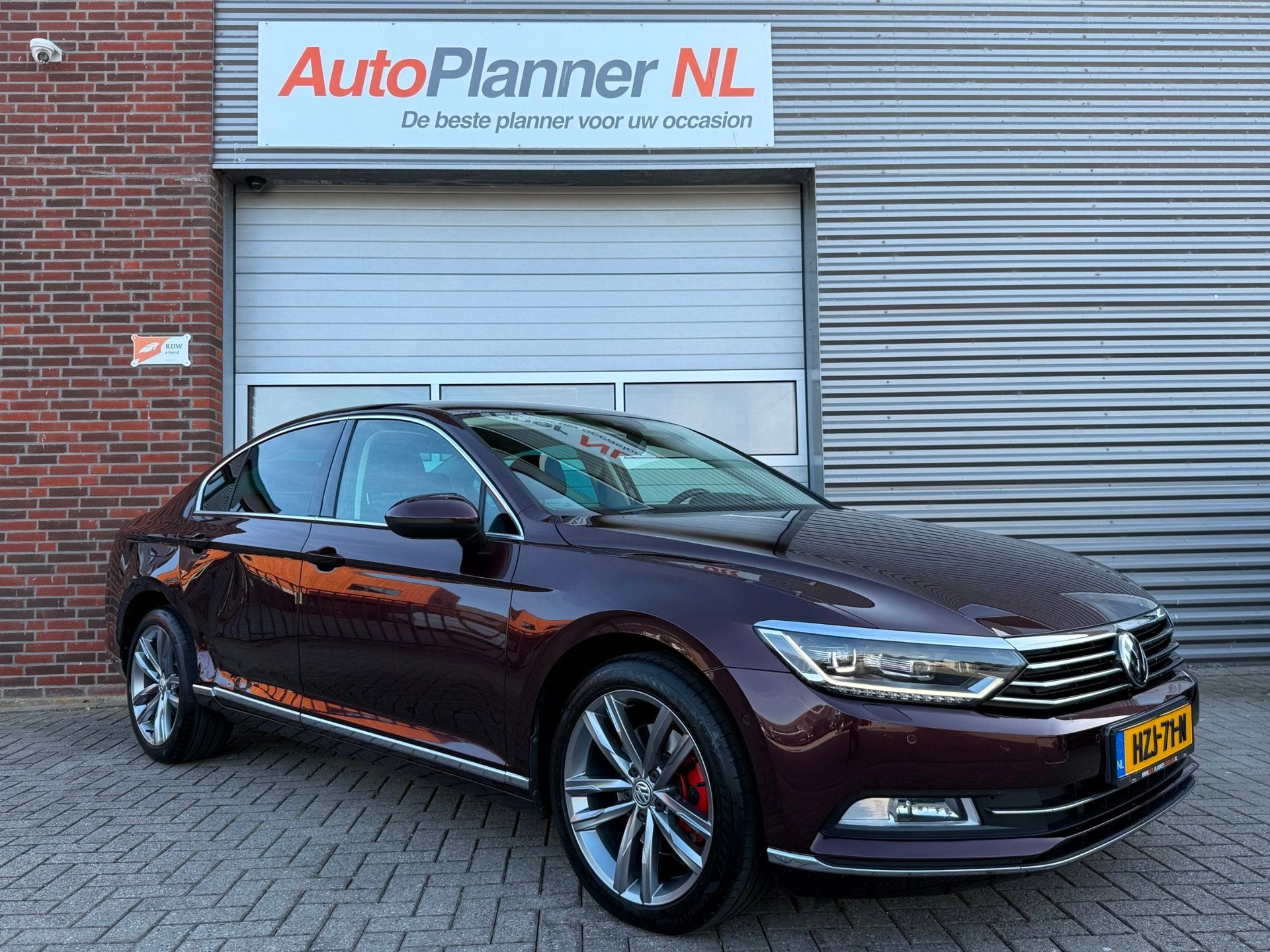 Volkswagen Passat 1.4 TSI ACT Highline! Camera! Cruise! Navi, Auto's, Volkswagen, Dealer onderhouden, Gebruikt, Zwart, 4 cilinders
