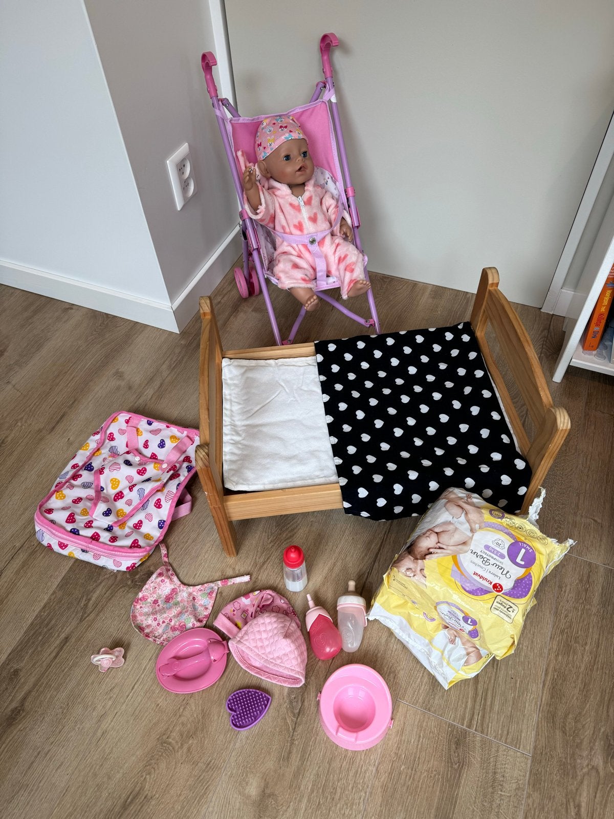 Poppen accessoires poppenspullen babyborn buggy poppenbedje, Kinderen en Baby's, Speelgoed | Poppen, Ophalen, Zo goed als nieuw