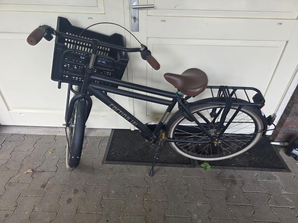 Cortina U4 Transportfiets - Zwart, met krat en versnellingen, Fietsen en Brommers, 26 inch of meer, Terugtraprem, Versnellingen