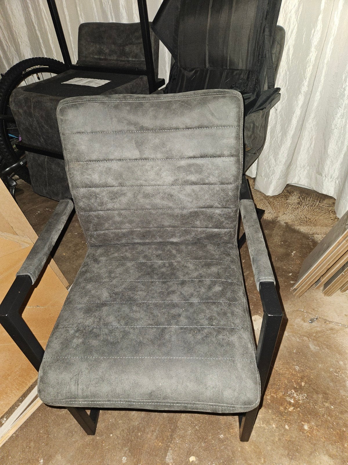 4 stoelen donkergrijs, Ophalen, Gebruikt, Grijs, Vier