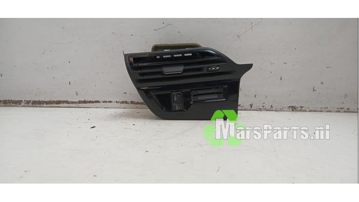 Luchtrooster Dashboard van een Citroen C4 Grand Picasso