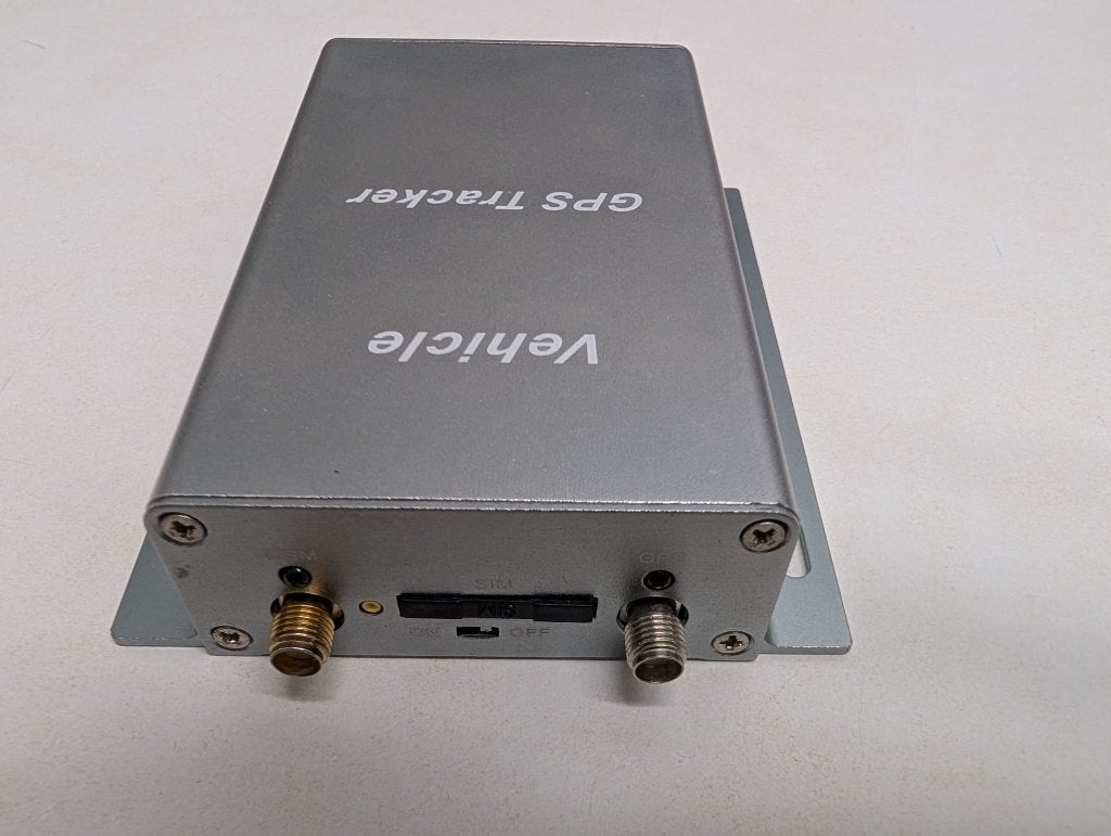 Vehicle GPS Tracker Set Nieuw in Doos met GPS Antenne, Auto diversen, Auto-accessoires, Nieuw, Ophalen of Verzenden