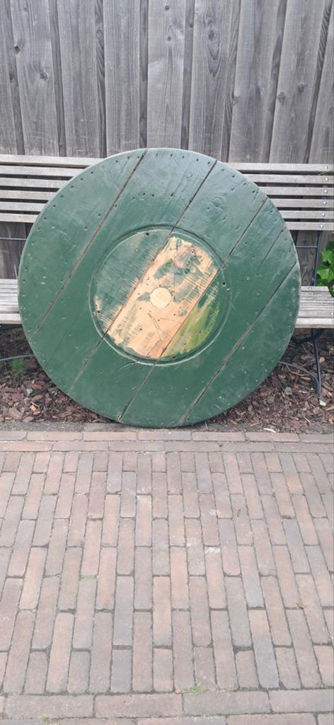 Wie weet een leuke tafelblad? van een oude haspel 99cm, Ophalen