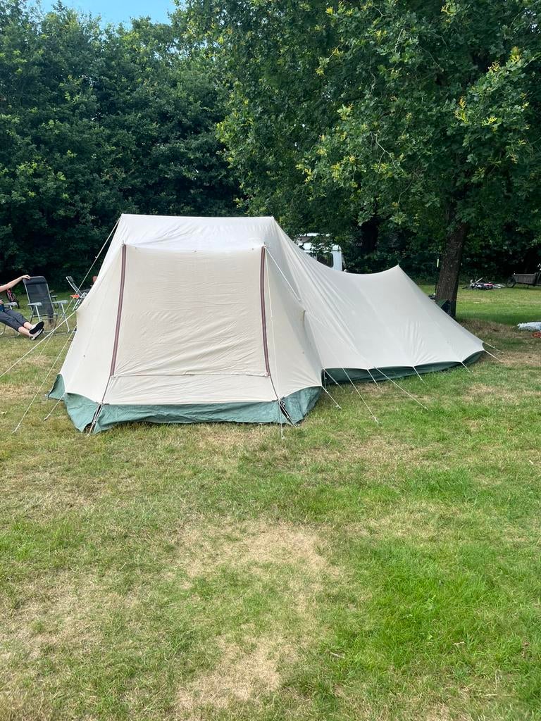 Slee 4p gezinstent Vergrote Kluiver, Caravans en Kamperen, Ophalen, Gebruikt, Tot en met 4