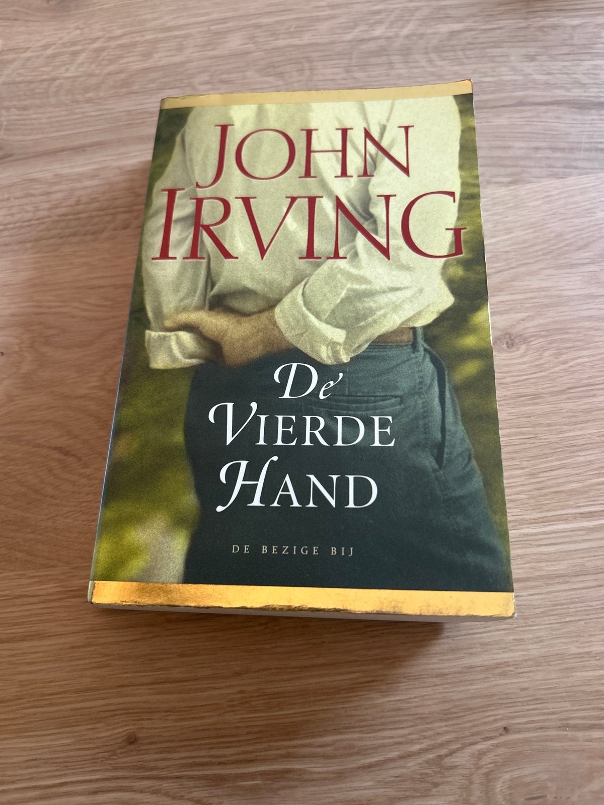De Vierde Hand - John Irving (Boek), Ophalen of Verzenden, Gelezen, Nederland
