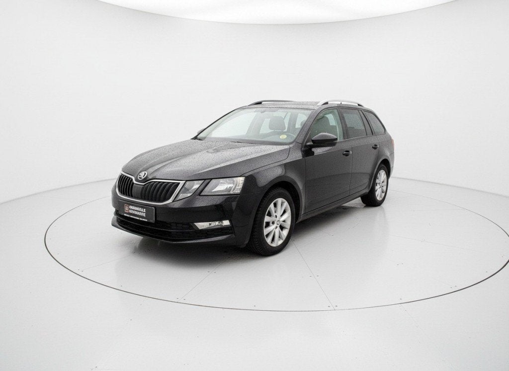Skoda OCTAVIA 1.6 TDI GRT AMB BNS, CARPLAY, PANO, AUT, Auto's, Skoda, Voorwielaandrijving, Gebruikt, Euro 6, 4 cilinders